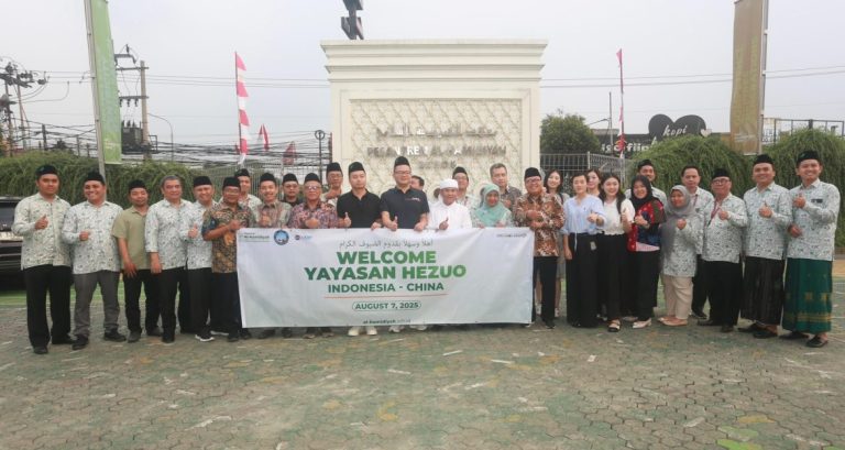 FPTP Fasilitasi Tim Chongqing Dongxueji asal China Audiensi ke Ponpes Al-Hamidiyah